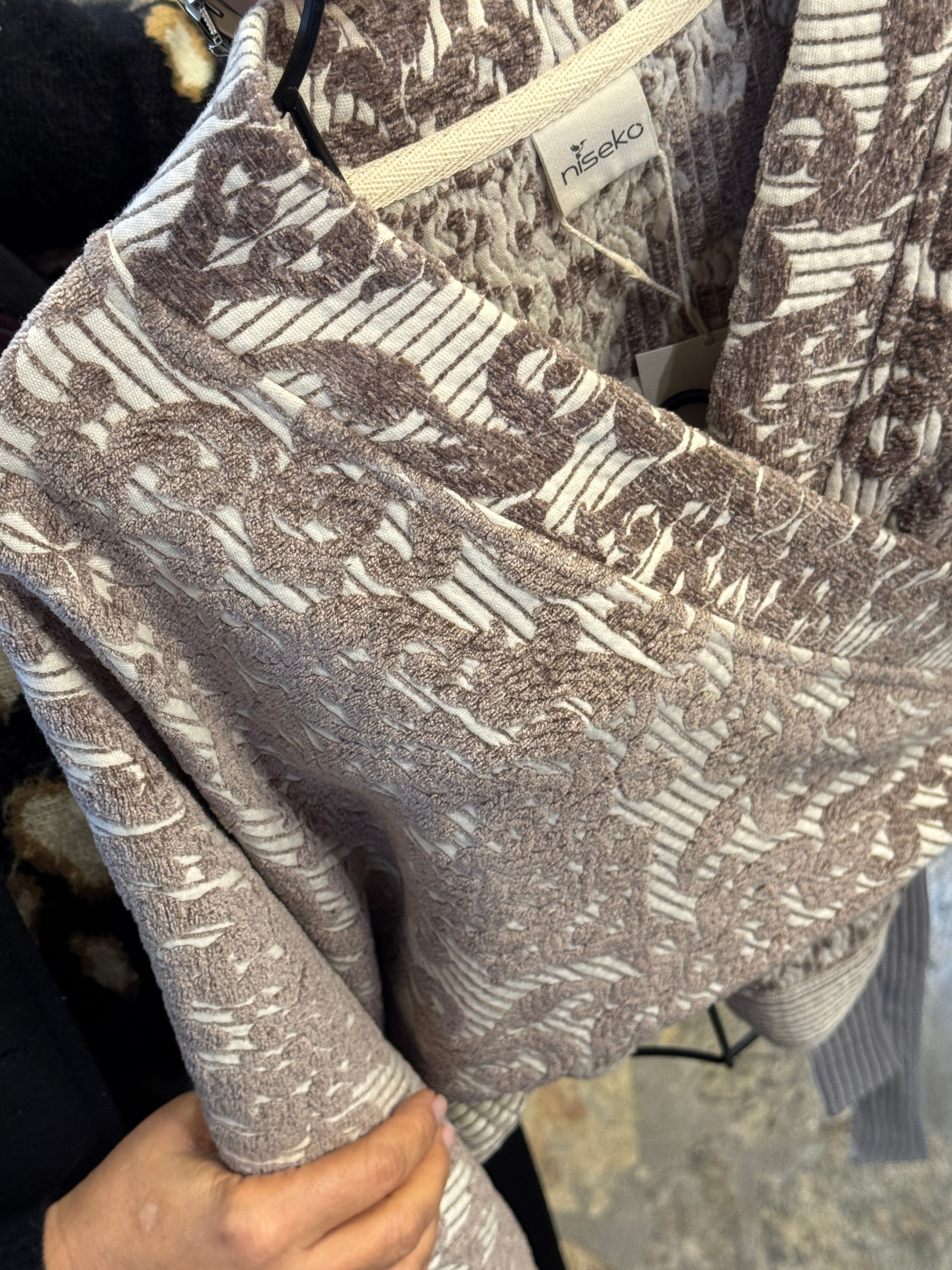 Desenli Kruvaze Bluz